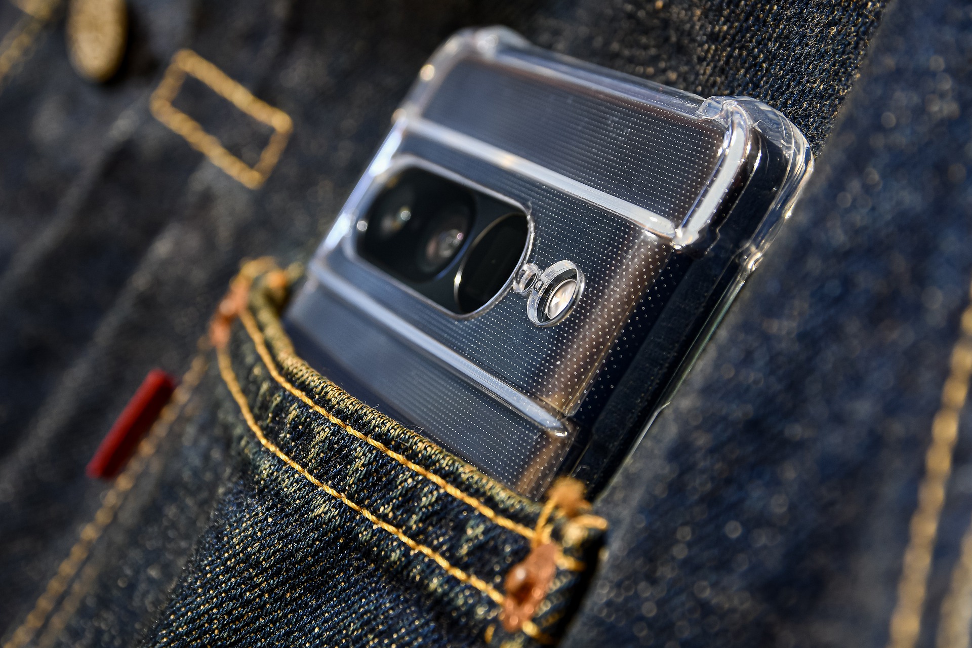 pick-pocketer-targets-man-in-sunningdale-northglen-news